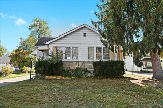 609 John M Avenue, Clawson, MI 48017