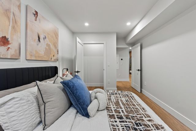 250 Bremen 3, Boston, MA 02128