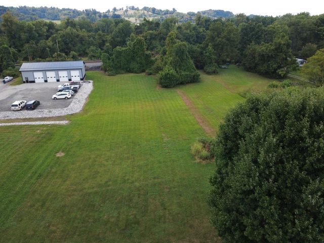 3122 County Road 1, South Point, OH 45680