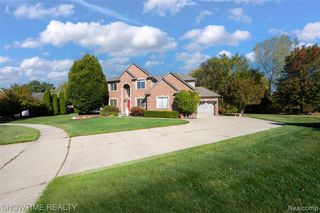 18483 Tarpey Drive, Macomb, MI 48044