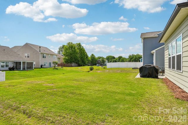 817 Alexander Commons Drive, Monroe, NC 28112