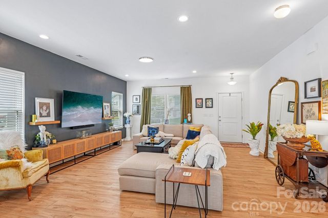 817 Alexander Commons Drive, Monroe, NC 28112