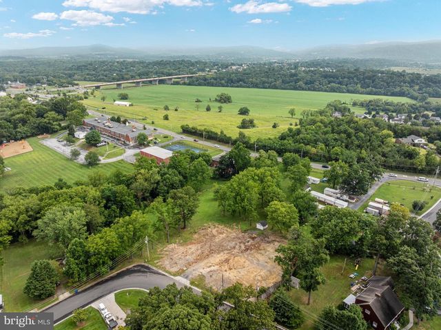19A FOREST HILL DR, Front Royal, VA 22630