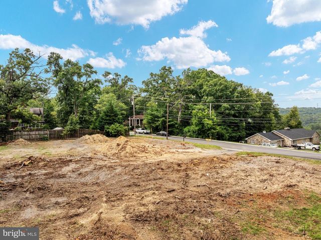 19A FOREST HILL DR, Front Royal, VA 22630