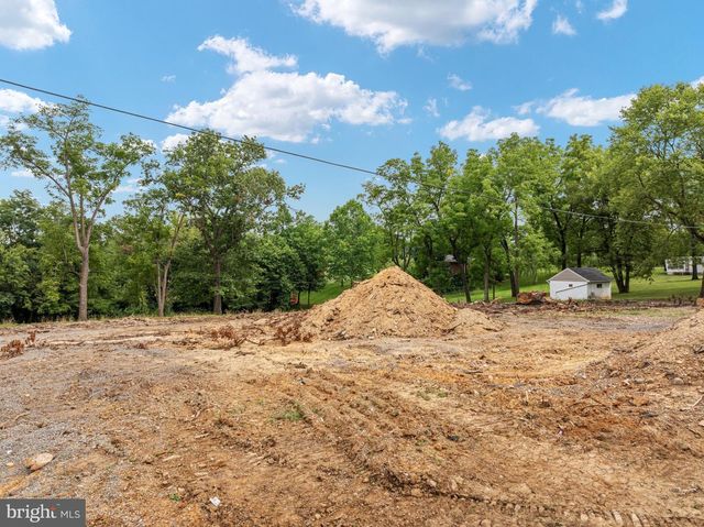 19A FOREST HILL DR, Front Royal, VA 22630