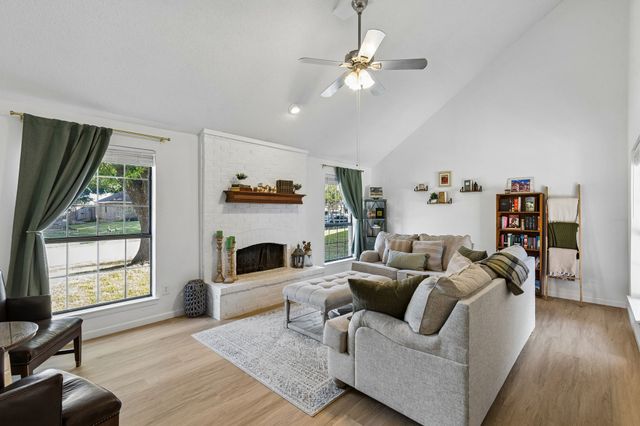 621 Torrance Drive, Garland, TX 75040