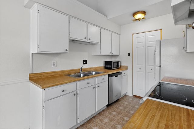 2240 Tarpley Road 242, Carrollton, TX 75006