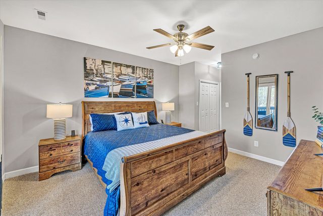 1175 Mariners Way Apt 59, Huddleston, VA 24104