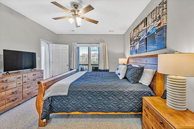 1175 Mariners Way Apt 59, Huddleston, VA 24104