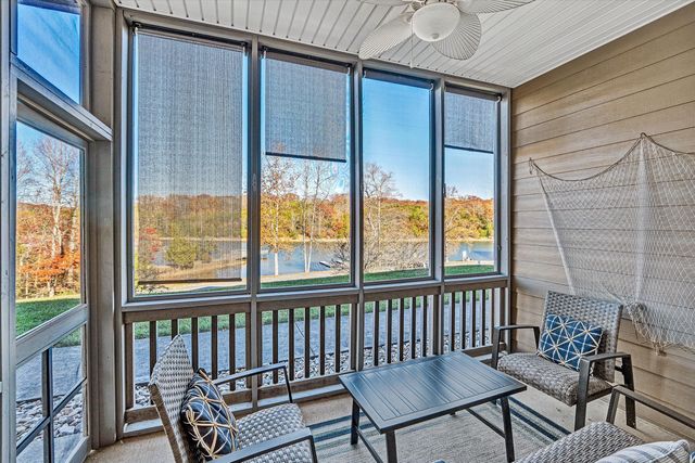 1175 Mariners Way Apt 59, Huddleston, VA 24104