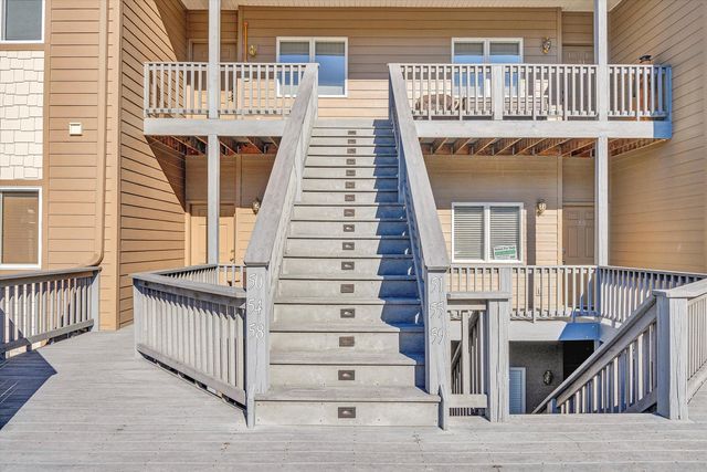 1175 Mariners Way Apt 59, Huddleston, VA 24104