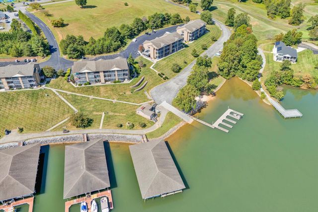 1175 Mariners Way Apt 59, Huddleston, VA 24104