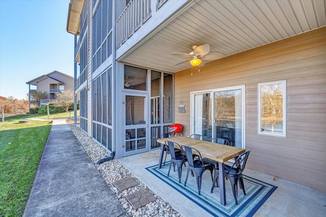 1175 Mariners Way Apt 59, Huddleston, VA 24104