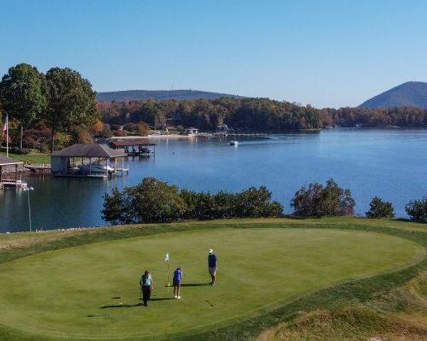 1175 Mariners Way Apt 59, Huddleston, VA 24104