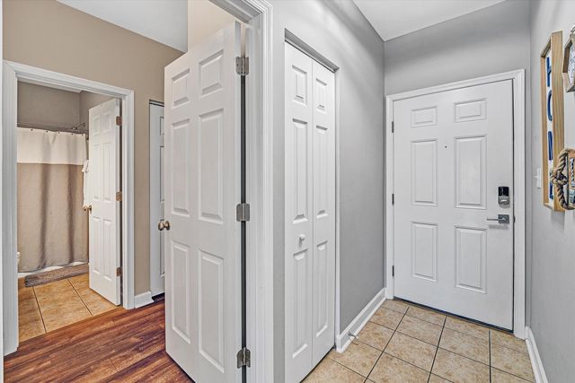 1175 Mariners Way Apt 59, Huddleston, VA 24104