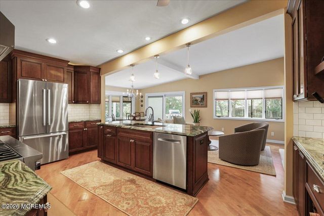 30 Parkview Terrace, Lincroft, NJ 07738