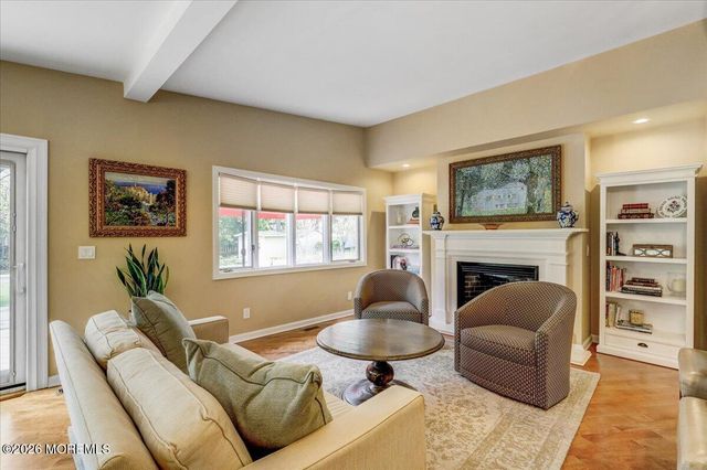 30 Parkview Terrace, Lincroft, NJ 07738