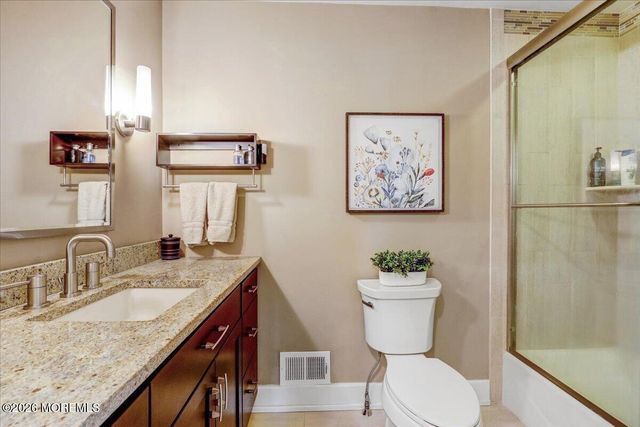 30 Parkview Terrace, Lincroft, NJ 07738