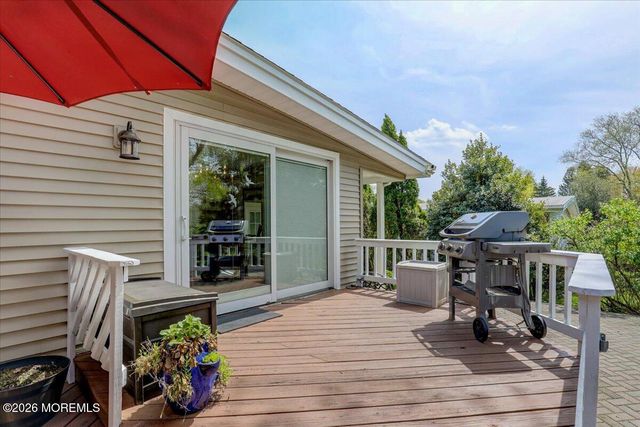 30 Parkview Terrace, Lincroft, NJ 07738