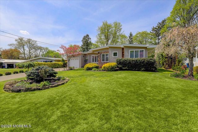 30 Parkview Terrace, Lincroft, NJ 07738