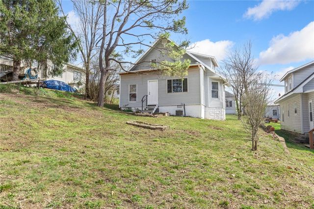 414 N Spring Street, Harrison, AR 72601