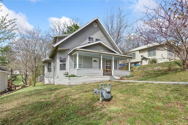 414 N Spring Street, Harrison, AR 72601