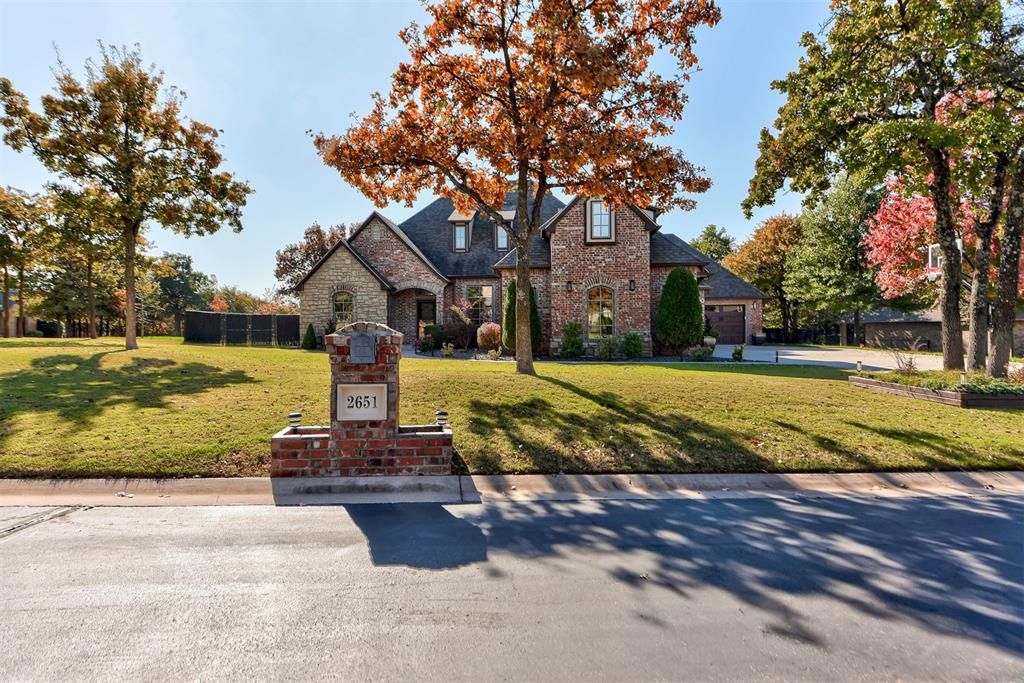 2651 Sedonia Court, Edmond, OK 73034