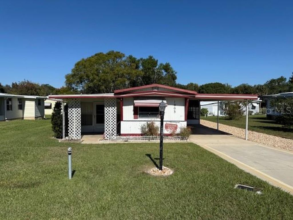 1003 VERMONT AVENUE, Lady Lake, FL 32159