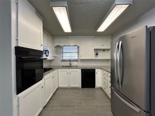 4209 Haltom Road, Haltom City, TX 76117