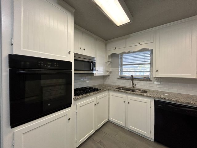 4209 Haltom Road, Haltom City, TX 76117