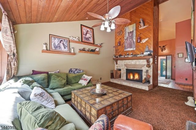 15 Lower North Shore Rd, Frankford Twp., NJ 07826