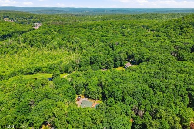 15 Lower North Shore Rd, Frankford Twp., NJ 07826