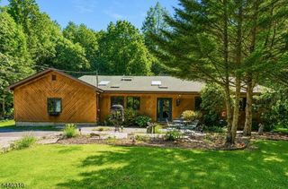 15 Lower North Shore Rd, Frankford Twp., NJ 07826