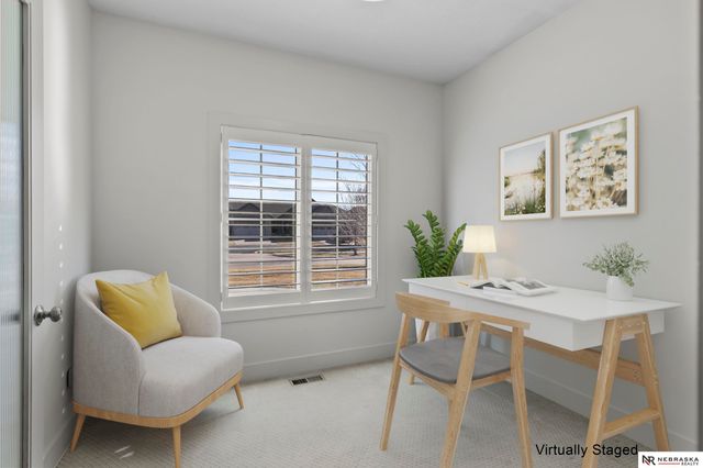 10040 Shore Front Drive, Lincoln, NE 68527