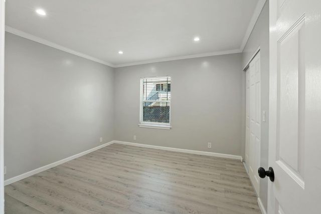 830 N Sierra Nevada St, Stockton, CA 95205