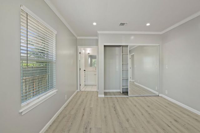 830 N Sierra Nevada St, Stockton, CA 95205