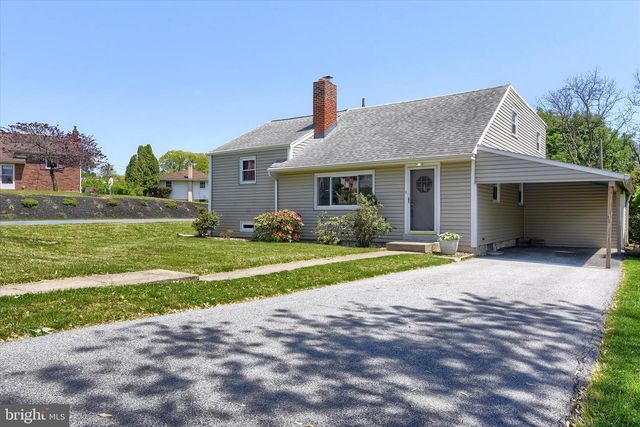 139 HOLLYWOOD DR, Harrisburg, PA 17109