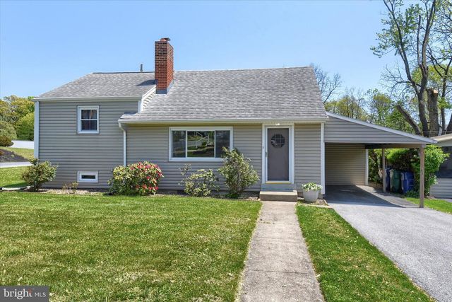 139 HOLLYWOOD DR, Harrisburg, PA 17109