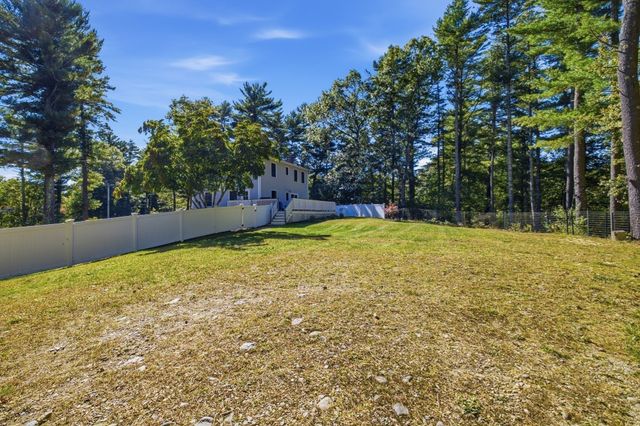 201 Parting Ways Rd, Kingston, MA 02364