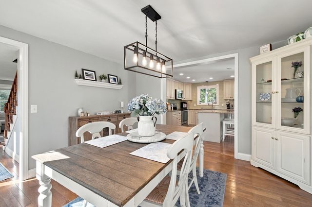 201 Parting Ways Rd, Kingston, MA 02364