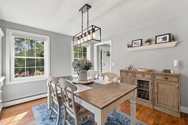 201 Parting Ways Rd, Kingston, MA 02364