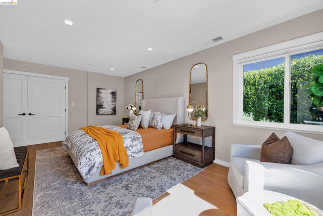 1424 Sunnyslope Ave, Belmont, CA 94002