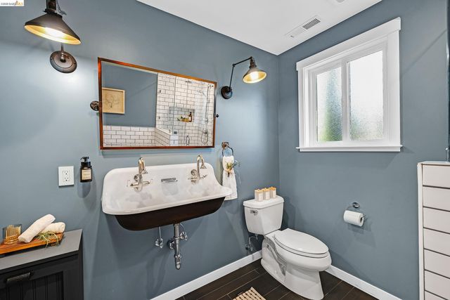 1424 Sunnyslope Ave, Belmont, CA 94002