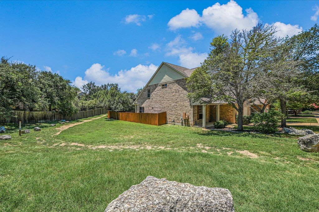 12701 Appaloosa Chase DR, Austin, TX 78732