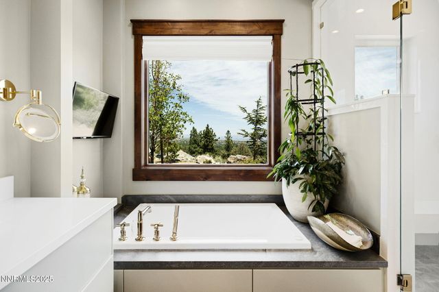 29 Bennington Court, Reno, NV 89511