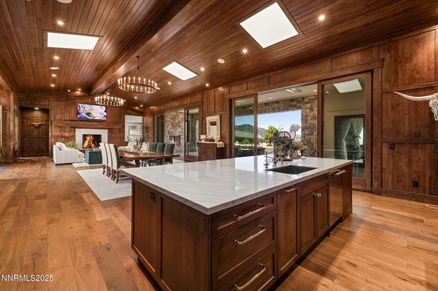 29 Bennington Court, Reno, NV 89511