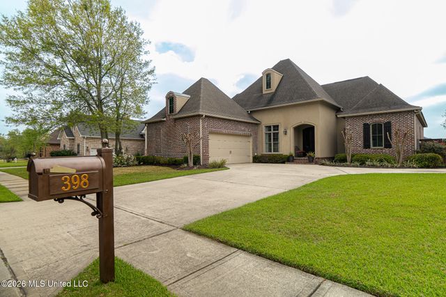 398 Goose Pointe Boulevard, Biloxi, MS 39531