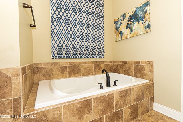 398 Goose Pointe Boulevard, Biloxi, MS 39531