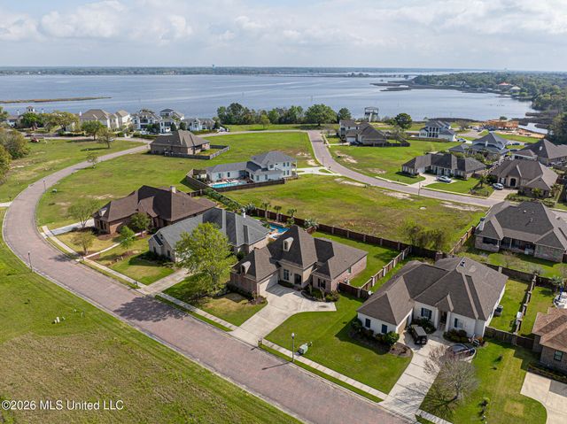 398 Goose Pointe Boulevard, Biloxi, MS 39531