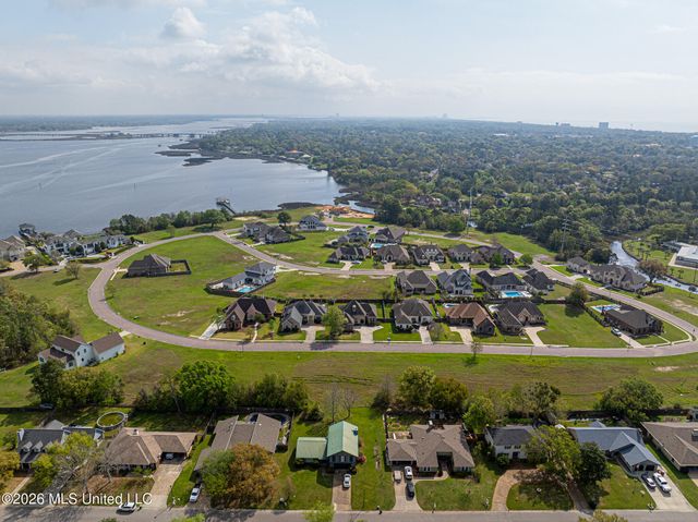 398 Goose Pointe Boulevard, Biloxi, MS 39531
